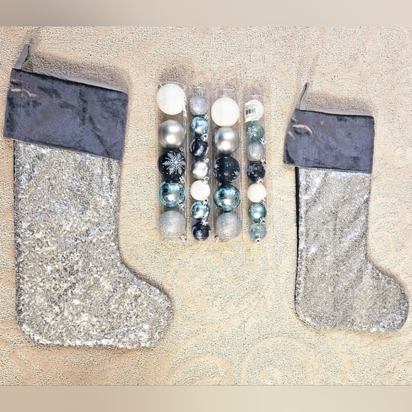 NEW Two Elegant Grey Velvet Silver Sequins Stockings, Ornaments & Garland - Picture 2 of 7